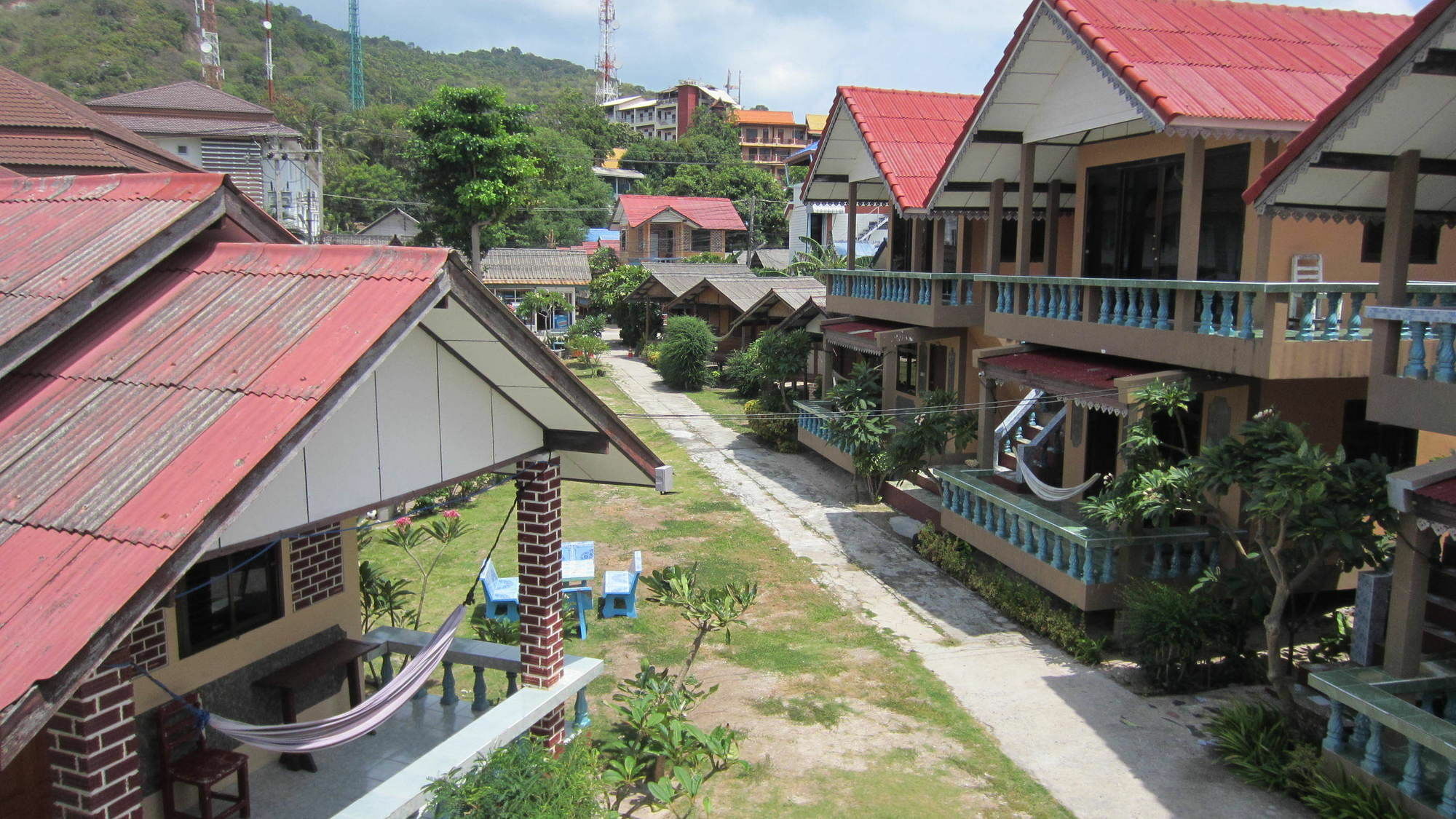 Hotel Charung Beach Haad Rin Exterior foto